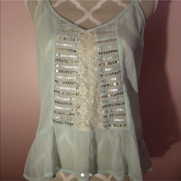 Pretty detailed mint cami top - Picture 1 of 6